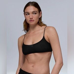 ALO Yoga Women's Venus Airmesh Bra - Black size large